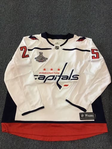 NWOT Washington Capitals 2018 Stanley Cup Champions Mens XL Fanatics Jersey #25 Smith-Pelly