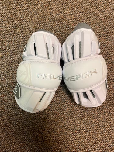 New Large Maverik Max Arm Pads