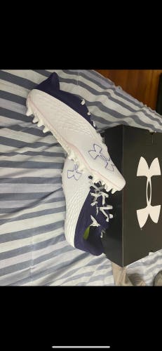 Under Armour Blur Size 12 NEW