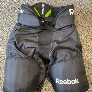 Junior Used Small Reebok SC87 Hockey Pants