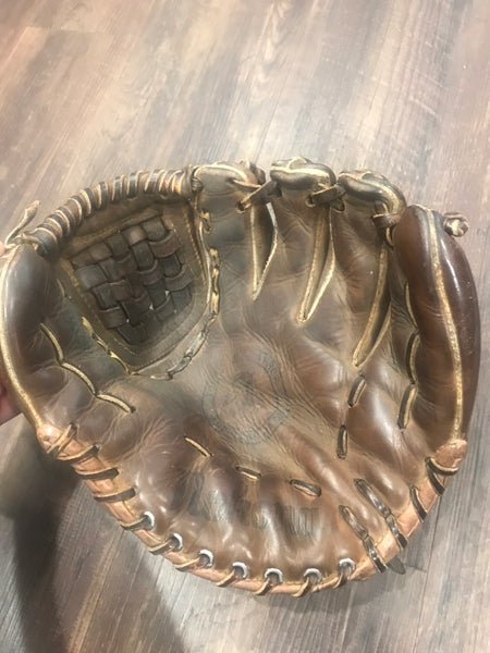 Nokona amg 100x 11” baseball glove