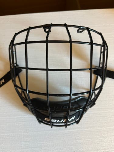 New Small Bauer Full Cage Profile II Facemask