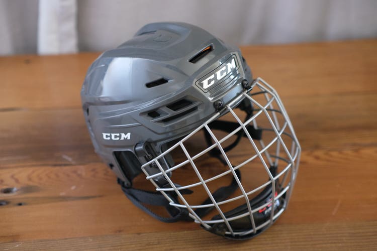 Used Medium CCM Tacks 710 Helmet w/ Silver FM50 Cage