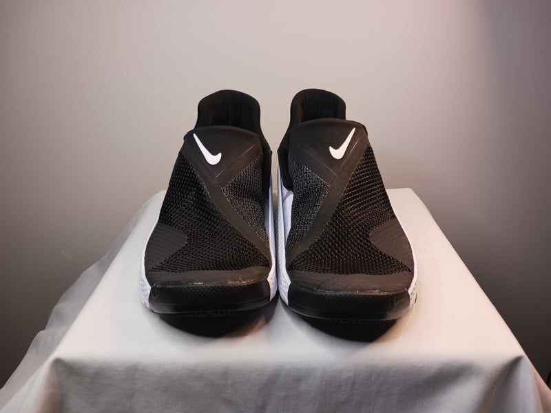 NIKE Go FlyEase Black White Easy On/Off Shoes Women's 7 | SidelineSwap