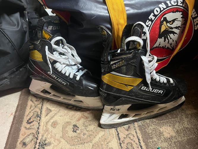 Supreme UltraSonic Hockey Skates
