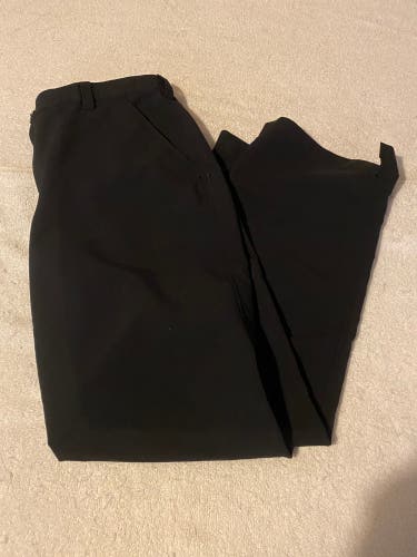 Under Armour Men’s 36/32 Black Golf Pants
