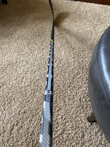 Senior Right Handed P92M Pro Stock Alpha LX Pro Hockey Stick