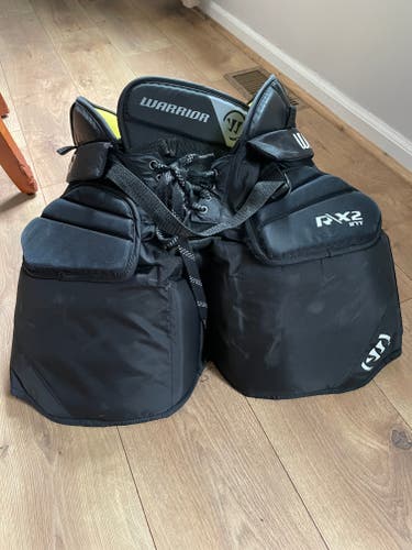 Intermediate Used Large/Xlarge Warrior Ritual X2 Hockey Goalie Pants