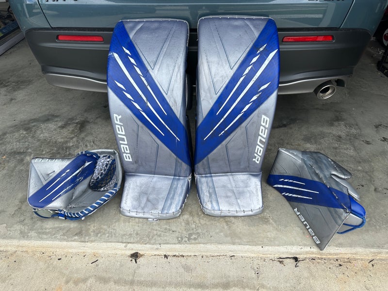 Bauer Hyperlite medium Full Set. Silver/Royal Blue/ White