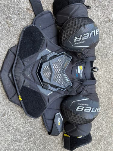 Used Large Bauer  Supreme 3S Pro Shoulder Pads