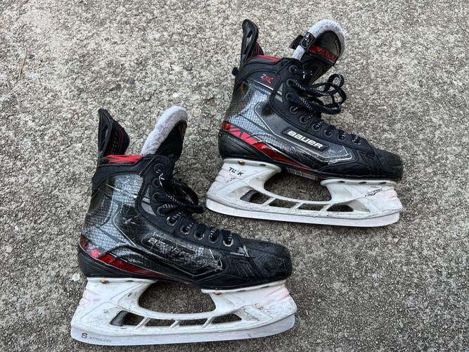 Used Bauer Regular Width  Size 4 Vapor 2X Hockey Skates