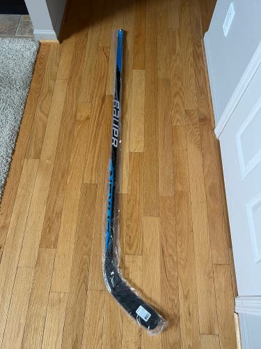 Senior Left Hand P88  Nexus Sync Hockey Stick