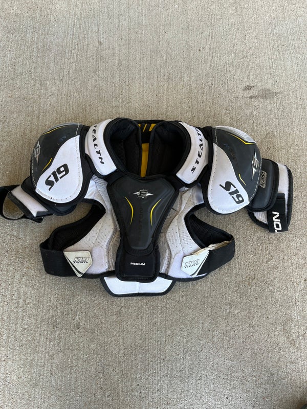 Easton Stealth 55S II Hockey Shoulder Pads 2013 