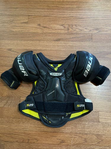 Bauer Supreme S29 Shoulder Pads Junior Small