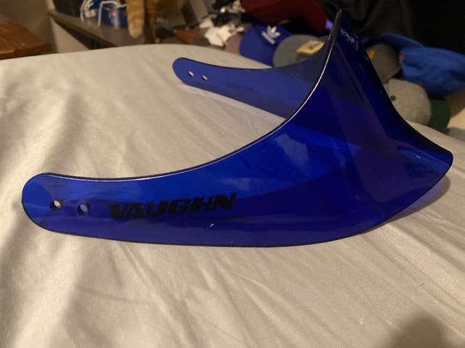 Vaughn 2000 Mask Dangler