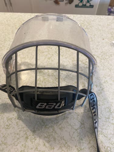 Medium Bauer Shield Hybrid Shield