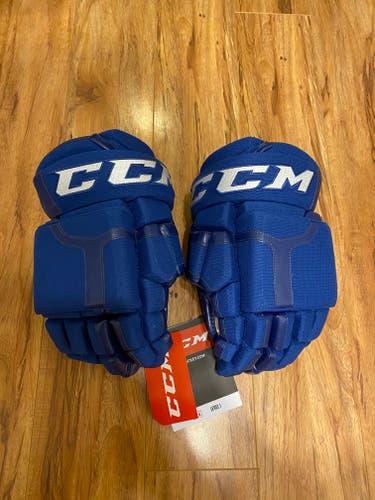 RARE! NEW CCM HG50PP (Plate Protection) Canucks Pro Stock Gloves With Tags (13")