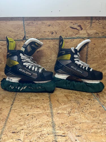 Used Bauer Regular Width Size 8 Supreme 3S Hockey Skates