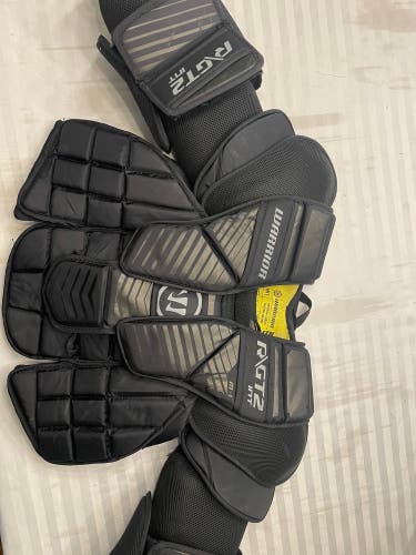Used Medium Warrior Ritual GT2 Goalie Chest Protector