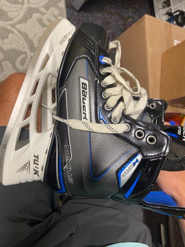 Bauer nexus 2700 Skates Size 7 D