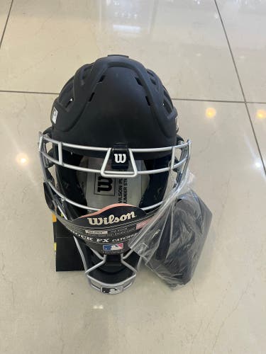 New Wilson A5500 Shock FX Matte Black Catchers Hockey Mask Size Small/Medium