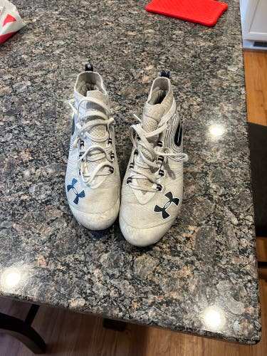 Men’s Under Armor Highlight Cleats