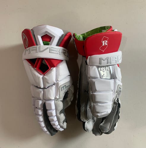 Rutgers team issued gloves