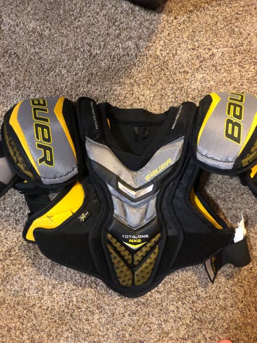 New Small Bauer Supreme TotalOne NXG Shoulder Pads