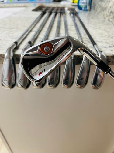 Taylormade Iron Set