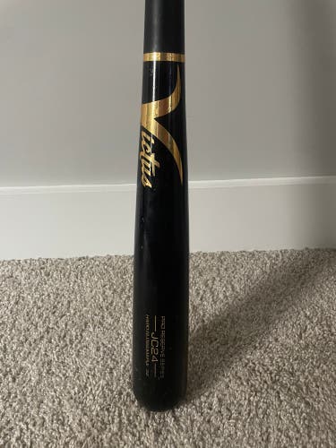 Used Wood (-3) 29 oz 32" JC24 Bat