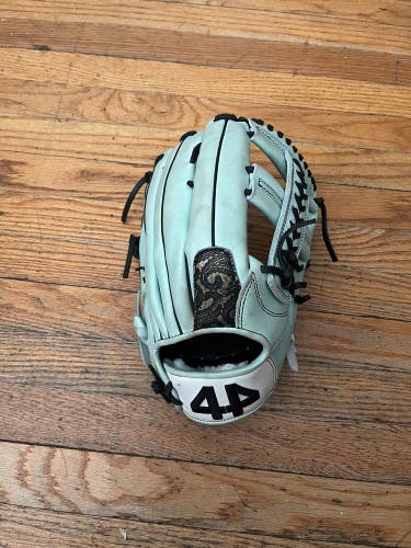 LIKE NEW Outfield 12.75" 44 Pro Signature Series Baseball Glove