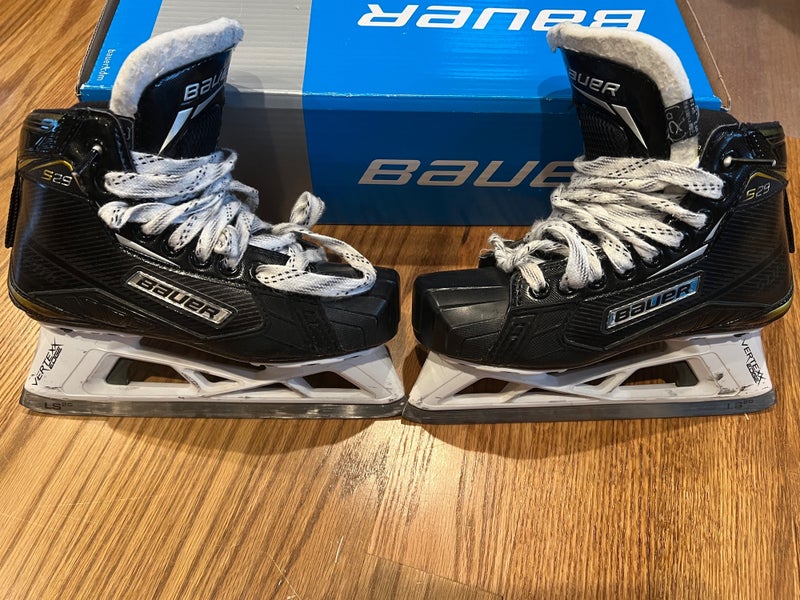 Used Bauer Regular Width Size 2 Supreme S29 Hockey Goalie Skates