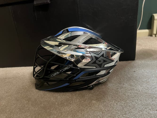 BARELY USED Five Star Cascade XRS Helmet