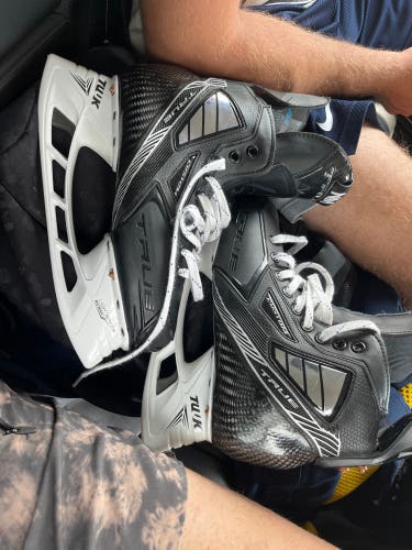 New True Regular Width Pro Stock Size 7.5 Pro Custom Hockey Skates