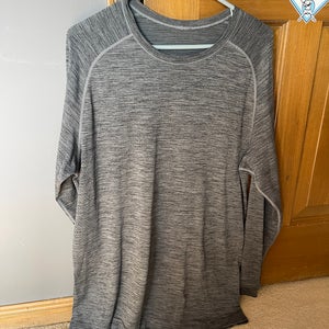 Gray Men's Lululemon Long Sleeve Shirt