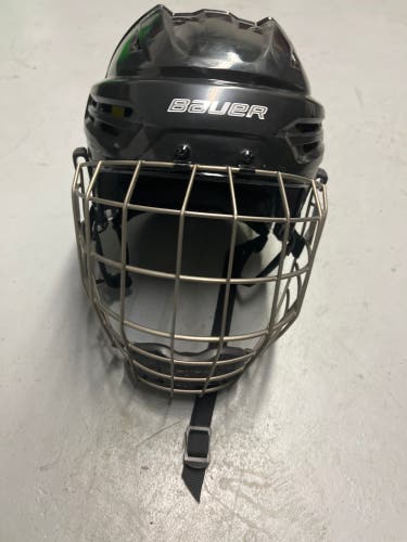 New Large Bauer Re-Akt 95 Helmet