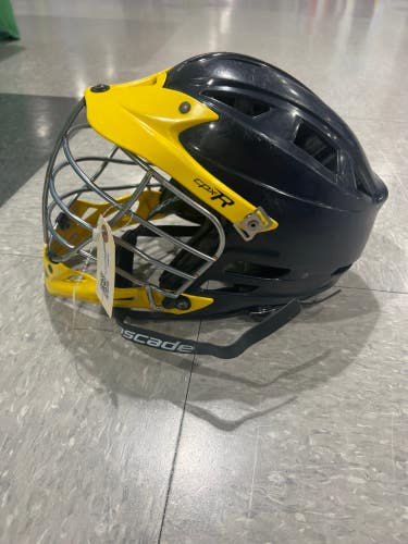 Used Cascade CPX-R Lacrosse Helmet (Size: OSFM)