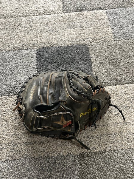 Right Hand Throw 34" Catcher's Glove