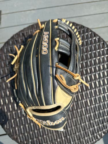 Outfield 12.75" A2000 Softball Glove