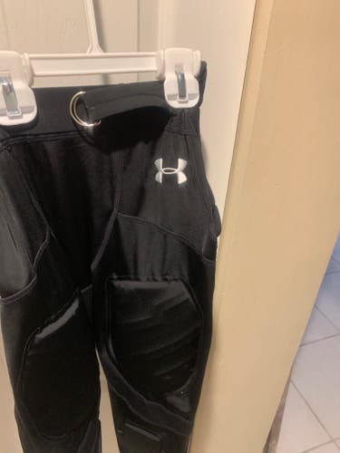 Used Youth XL Under Armour Integrated Football Pants