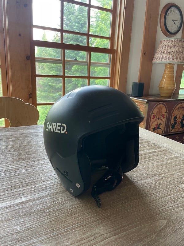 Medium/Large Shred GS Helmet FIS Legal