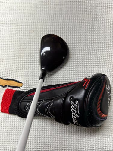 Titleist 915F 3 Wood (Stiff Flex Speeder 757 Shaft)
