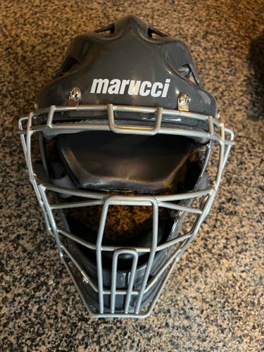 Adult New Marucci Mark 2 Catchers Mask