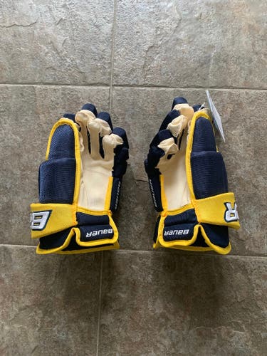 Lightly Used Bauer Vapor Pro Team Gloves 13"