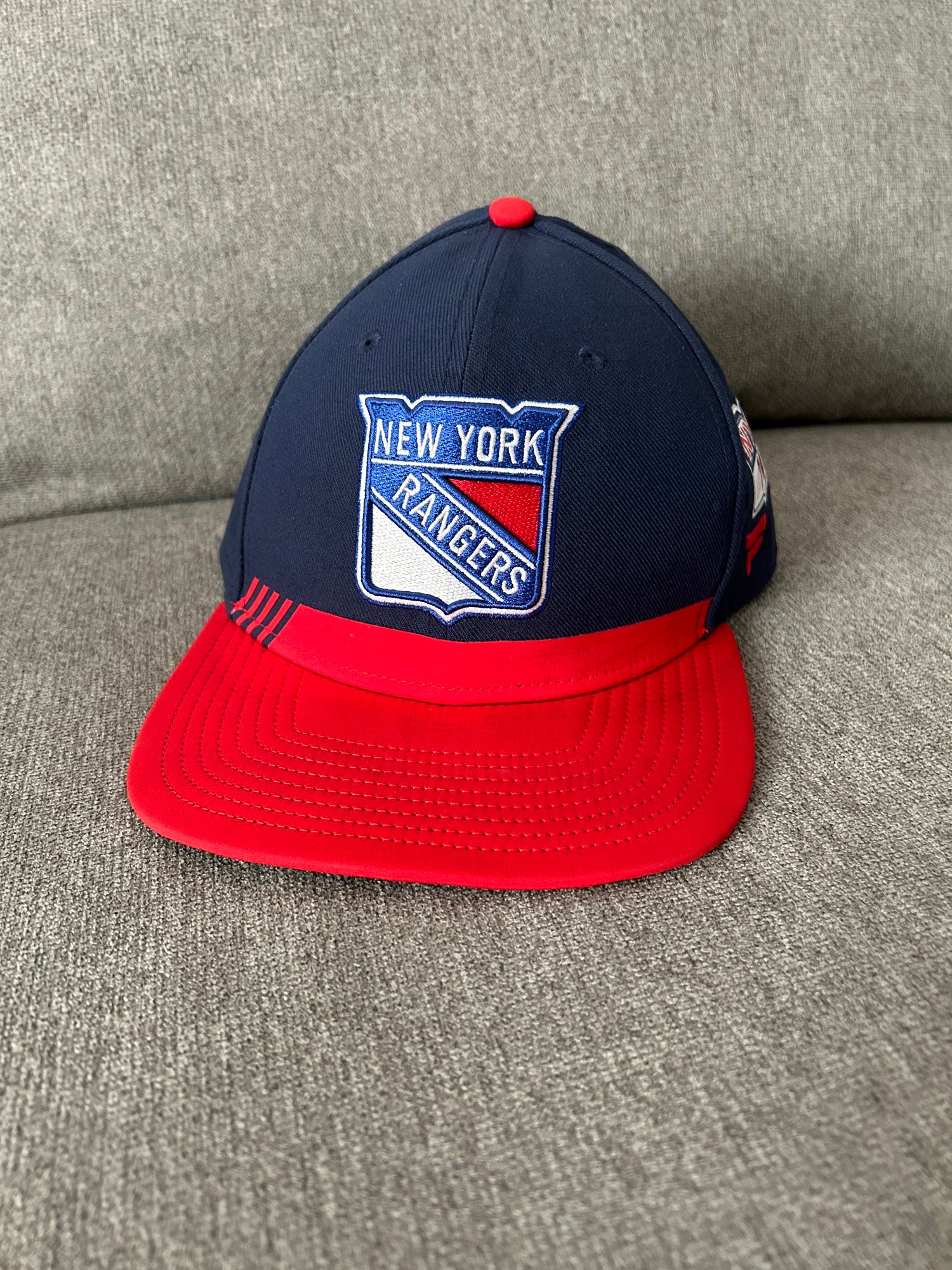 Men's Fanatics Branded Navy/Red Washington Capitals Authentic Pro Locker  Room Flex Hat