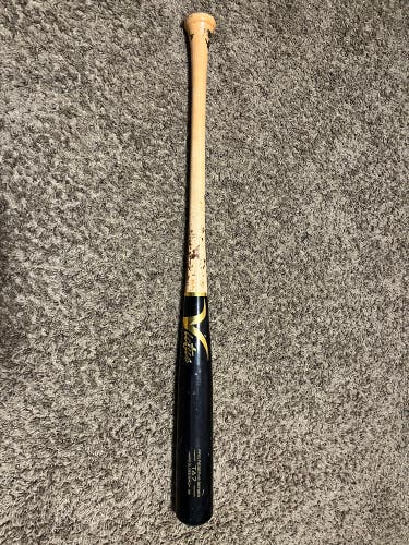 Used Wood (-3) 30 oz 32" TA7 Bat