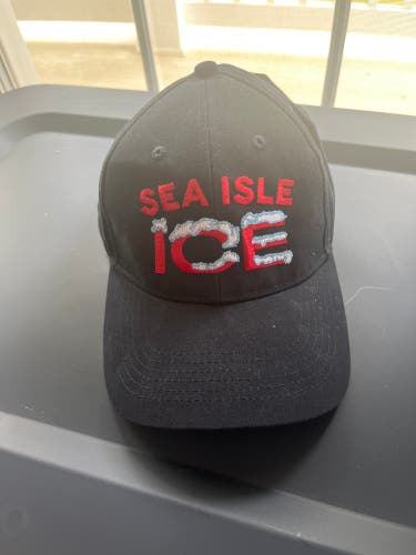 Sea Isle Ice Hat