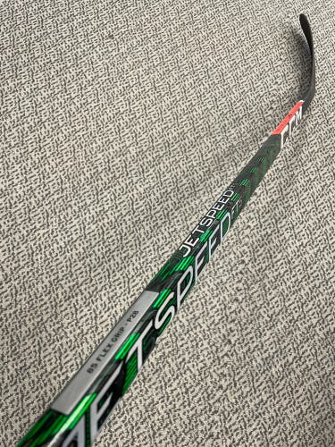 CCM FT5 Pro Green 85 flex P28 curve right hand stick
