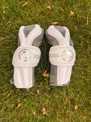 BN Maverik Rome RX3 Arm Guards