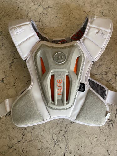 New Medium Warrior Burn Next Shoulder Pads
